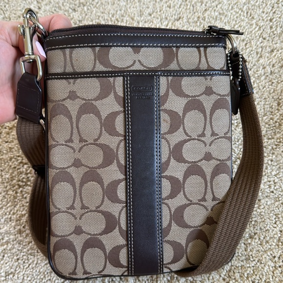 Retro coach cross body purse - Picture 4 of 4